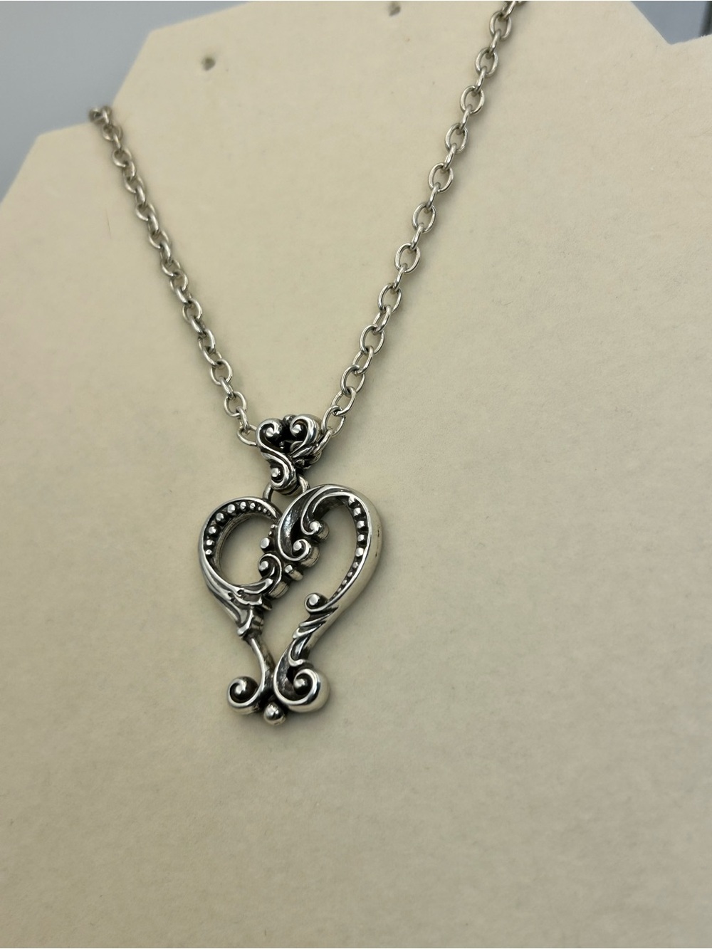 Brighton Open Heart Pendant Necklace Silver Plated Single Oval Link Chain 20" - Picture 3 of 10